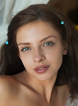 160px x 218px - Teens with green eyes at Brdteengal